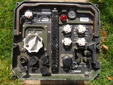 military CLANSMAN UK/VRC353 transmitter Receiver VHF VEHICLE ARMY MILITARY RADIO