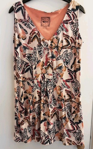 Weird fish tunic - weird, pockets