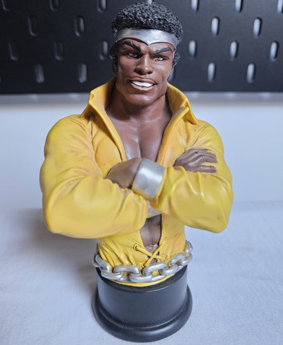 Luke cage power man mini - luke,