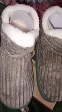 Muk Luks Cord Slippers Sz 9-10