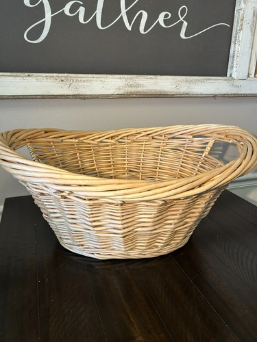 Vintage wicker oval - wicker,