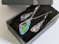 'Swarovski elements' crystal earrings (925 silver) and necklace