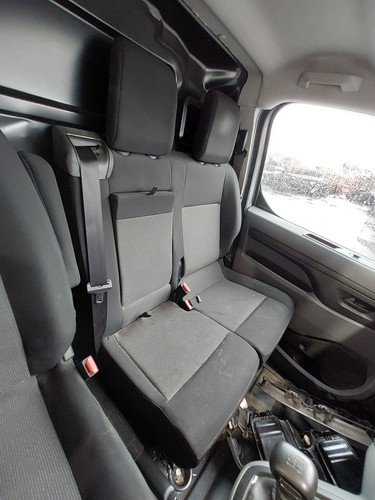 Front seat vauxhall vivaro - vauxhall,