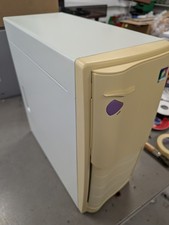 Vintage Retro Pc XP 2000, 768mb Ram , 40gb Hard Disk Fx5200 Gpu. CD/RW  Xp Home.