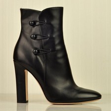 GIANVITO ROSSI Black Leather