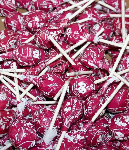 Raspberry tootsie pops - (red),