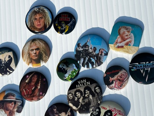 Lot 24x van halen - of, pins