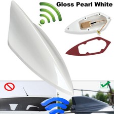 Universal Pearl White Car