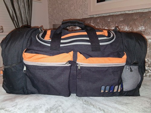 Burton snowboards duffel bag - snowboards,