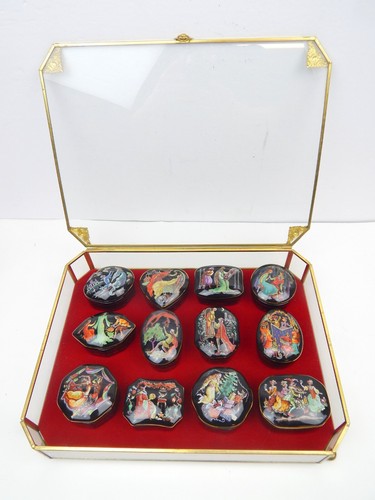 Franklin mint set porcelain - franklin,