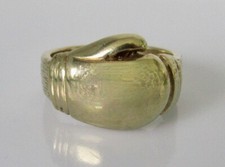 9ct Gold Ring - Vintage 9ct Yellow Gold Boxing Glove Signet (10.3g) Ring Size S