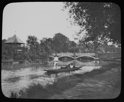 Photo weybridge punting - punting, on