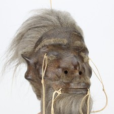 Replica! Shrunken head mirror pendant shrunken head Tsantsa Ecuador Jivaro decoration