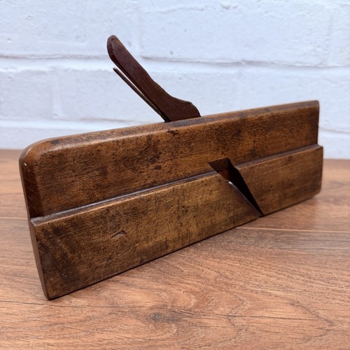 Antique madox wooden - no.8,