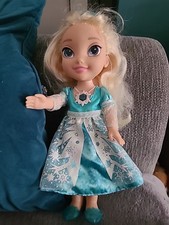 Elsa Singing And Light Up Doll From Frozen
