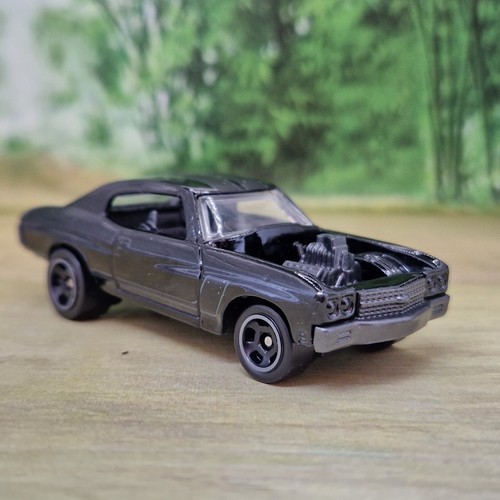 Hot wheels chevelle express - hot,