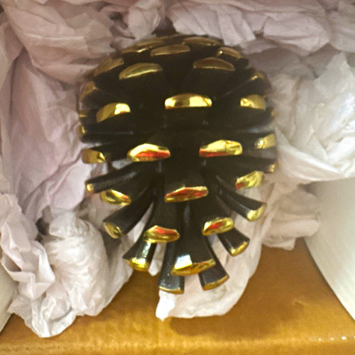Black gold metal pinecone - metal,
