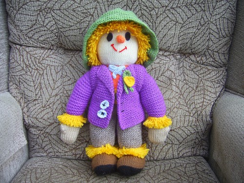 Scarecrow hand knitted - scarecrow,