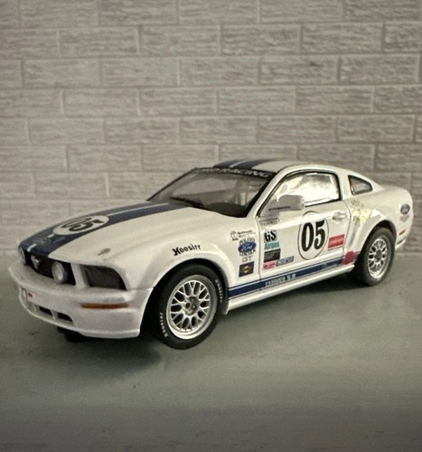Autoart slot car ford - autoart,