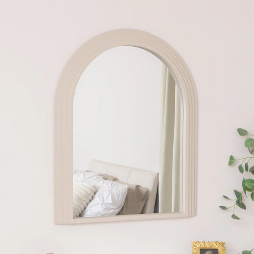 Large beige arched wall - wall, mirror