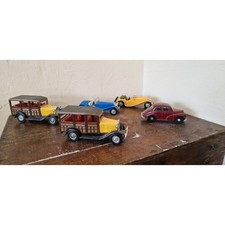 Vintage Diecast Classic Cars Bundle x5 – Woody Wagons, Roadsters & Morris Minor