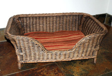 wicker dog bed / Single pet bed ... chestnut finish
