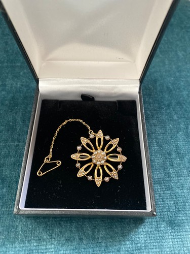 Victorian carat gold - 9, pearl