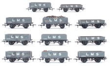 MAINLINE 'OO' GAUGE LOT OF 11