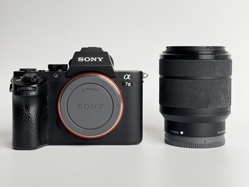 Sony mirrorless camera - a7, ii