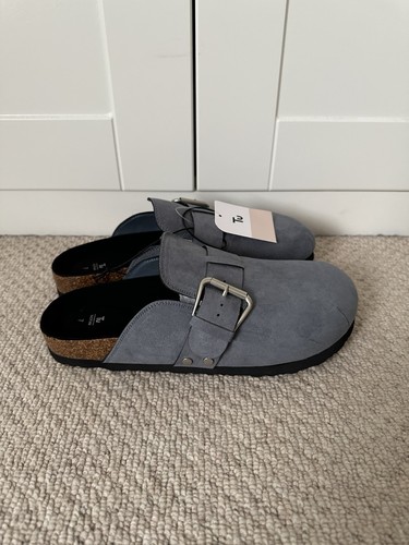 Light blue grey buckle - tu,