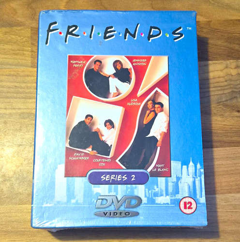 Friends complete second season - friends,