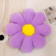 Menoeceus Flower Pillow, Daisy