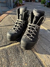 Scarpa Manta Blue G2 Walking Boots suitable for Crampons