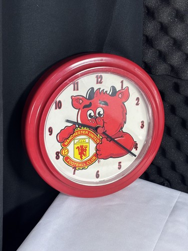 Manchester united wall - united,