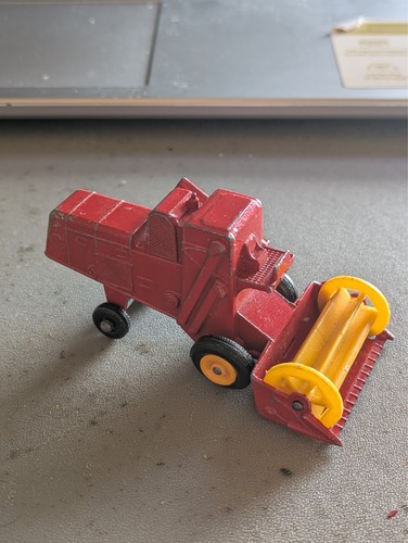 Matchbox claas combine - claas,
