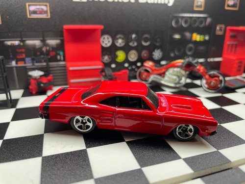 Hot wheels dodge coronet - hot,