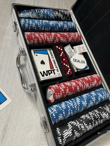 World poker tour chip set - chip,