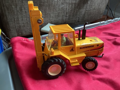 Britains 9513 scale - 9513, 1:32