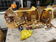 Snow White & Seven Dwarves