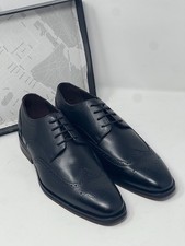 The Savile Row Company black leather capped oxford shoes. RRP £120