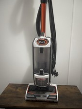 Shark Corded Upright Vacuum Pet NZ801UKT Anti-Hair Wrap, Lift-Away, Duo Clean