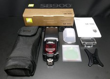 Nikon SB-900 AF Flash/Speedlight Mint condition Boxed