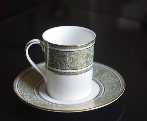 Royal doulton coffee can cup - royal,