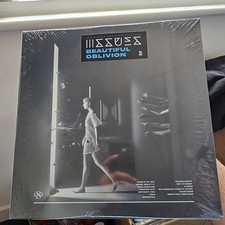 Issues - Beautiful Oblivion: Vinyl Like new see pics