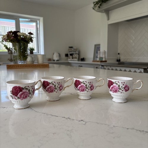 Vintage queen anne - anne, teacups