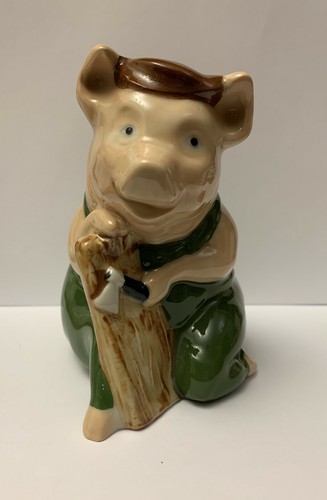 Wade wood house pig three - wood,