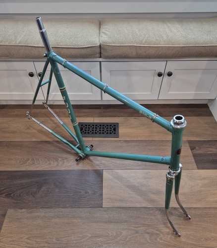 Vintage 1977 fuji s10 - s10-s, road