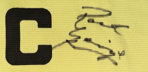 Genuine paul gascoigne signed - genuine,