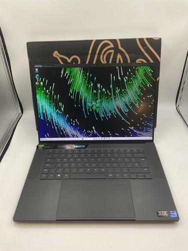 Razer blade rz09 0483 i9 - 16, rz09-0483