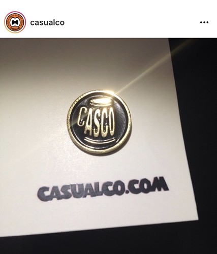 Casual connoisseur pin badge - pin,